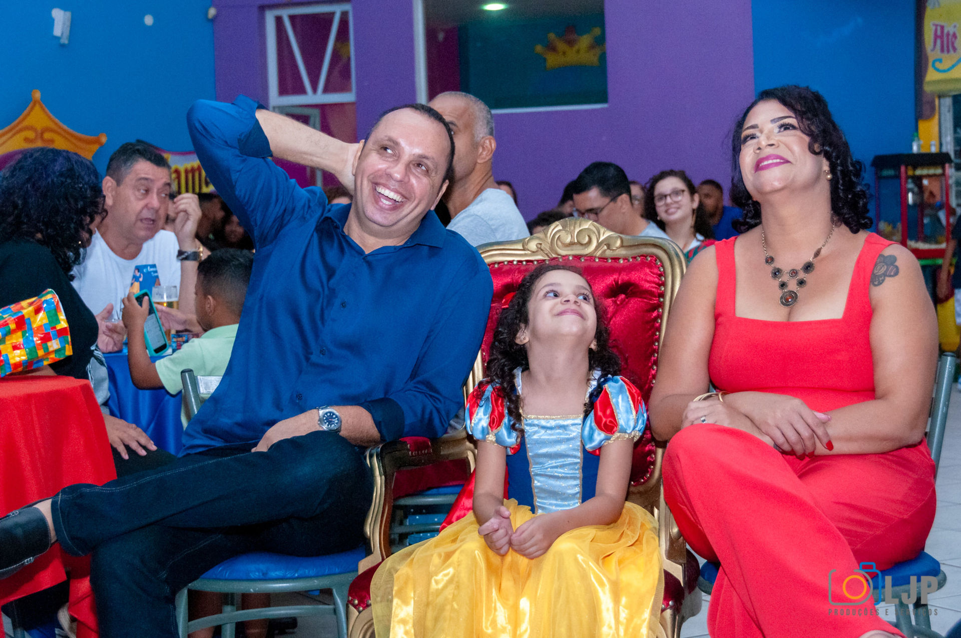 Foto FESTA DE ARRASAR DA BRANCA DE NEVE Foto FESTA DE ARRASAR DA BRANCA DE NEVE - Imagem 10